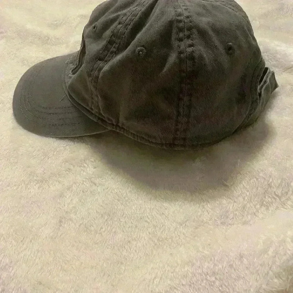 Baseball cap with American Flag in front in gray. Adjustable. By Academy. Unisex - Picture 3 of 8